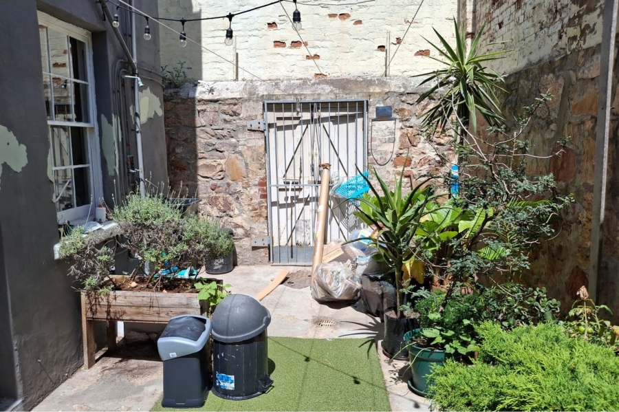To Let 4 Bedroom Property for Rent in Port Elizabeth Central Eastern Cape